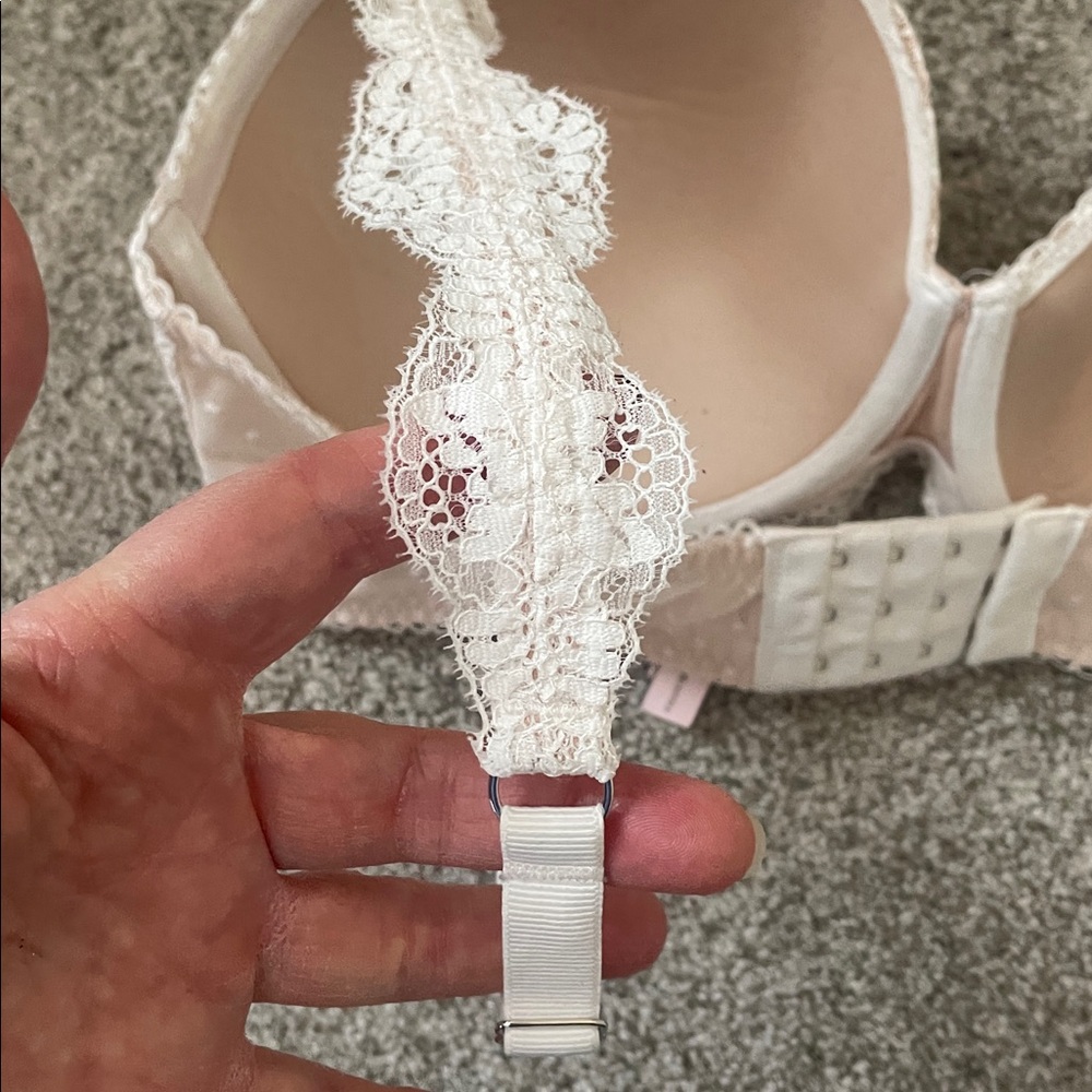 Victoria's Secret Dream Angles lined Demi bra Sz 36DD beige w/ lace overlay - Picture 4 of 8